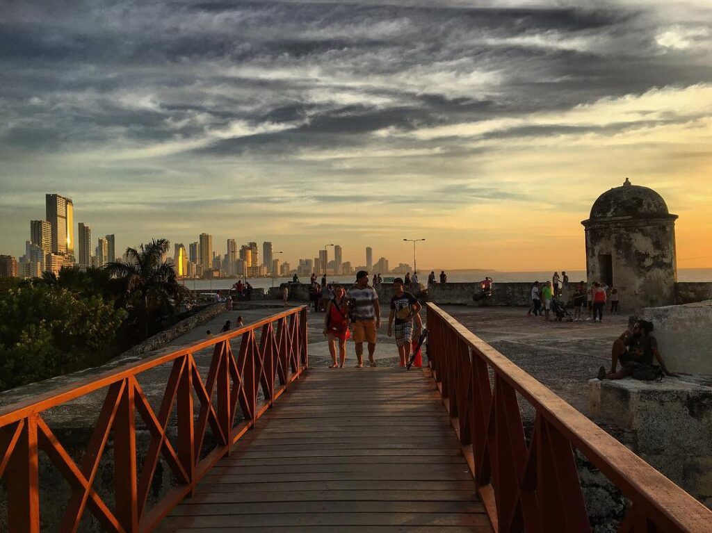 Cartagena, tramonto sulle mura