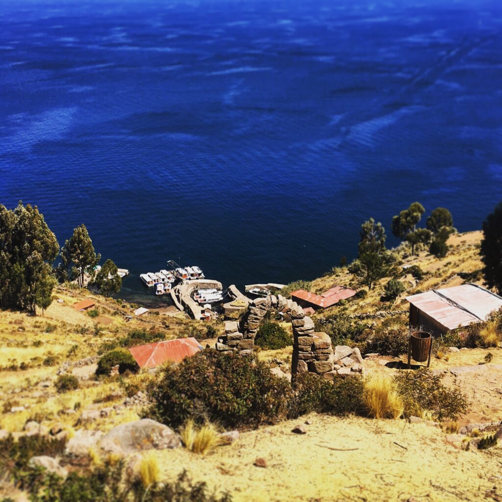 L'isola peruviana di Taquile, lago Titicaca