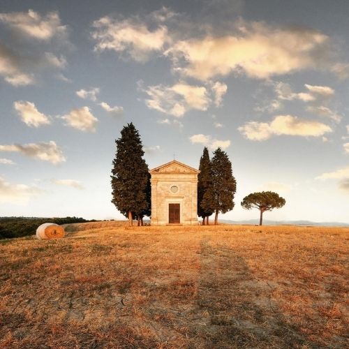 Cosa vedere in Val d'Orcia: Cappella della Madonna di Vitaleta