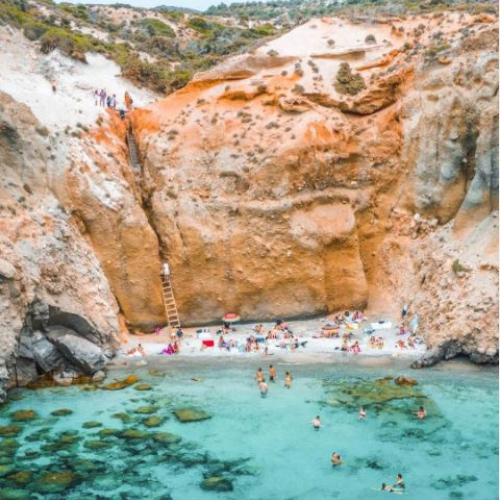 La spiaggia di Tsigrado