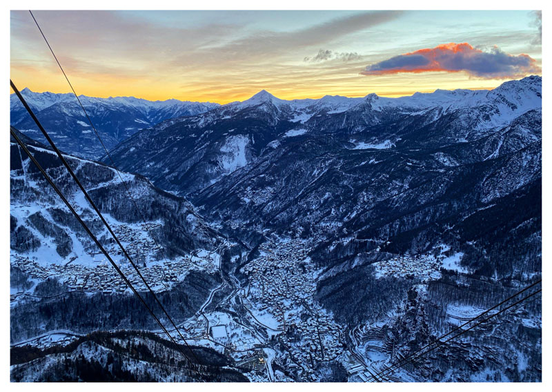 Chiesa Valmalenco al tramonto