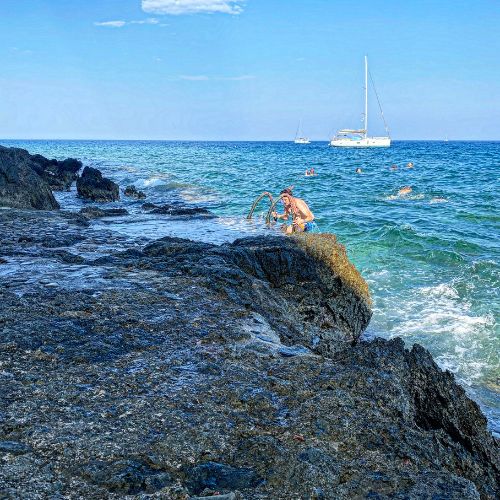 La spiaggia di Monemvasia