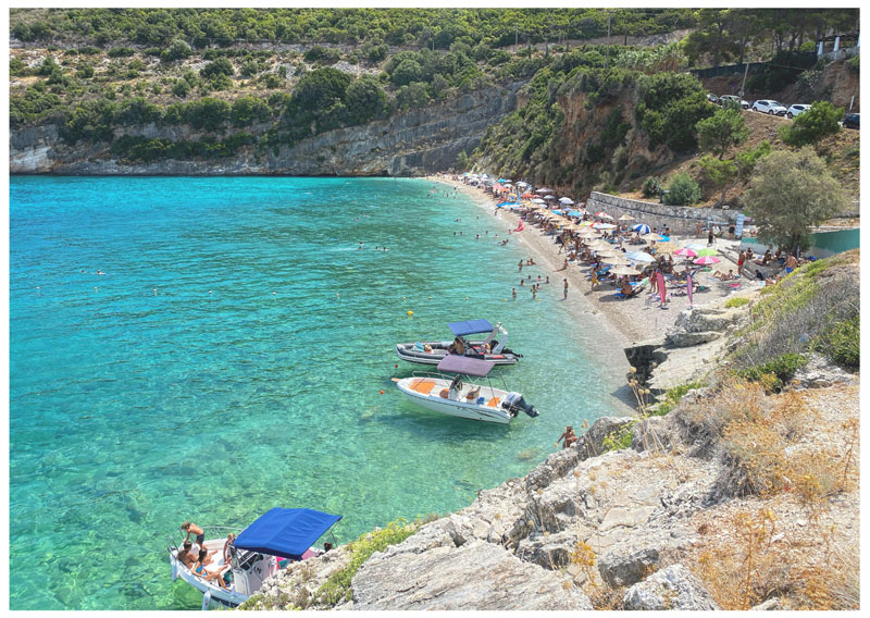 Spiaggia di Makris Gialos